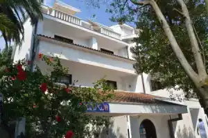 Garni Hotel Vila Aleksandar, Херцег-Нови