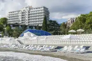 Отель «Riviera Sunrise Resort & Spa», Алушта
