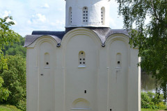 Георгиевская церковь в Старой Ладоге Георгиевская церковь в Старой Ладоге