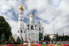 Церковь Иоанна Лествичника с колокольней Ивана Великого в Москве Церковь Иоанна Лествичника с колокольней Ивана Великого в Москве